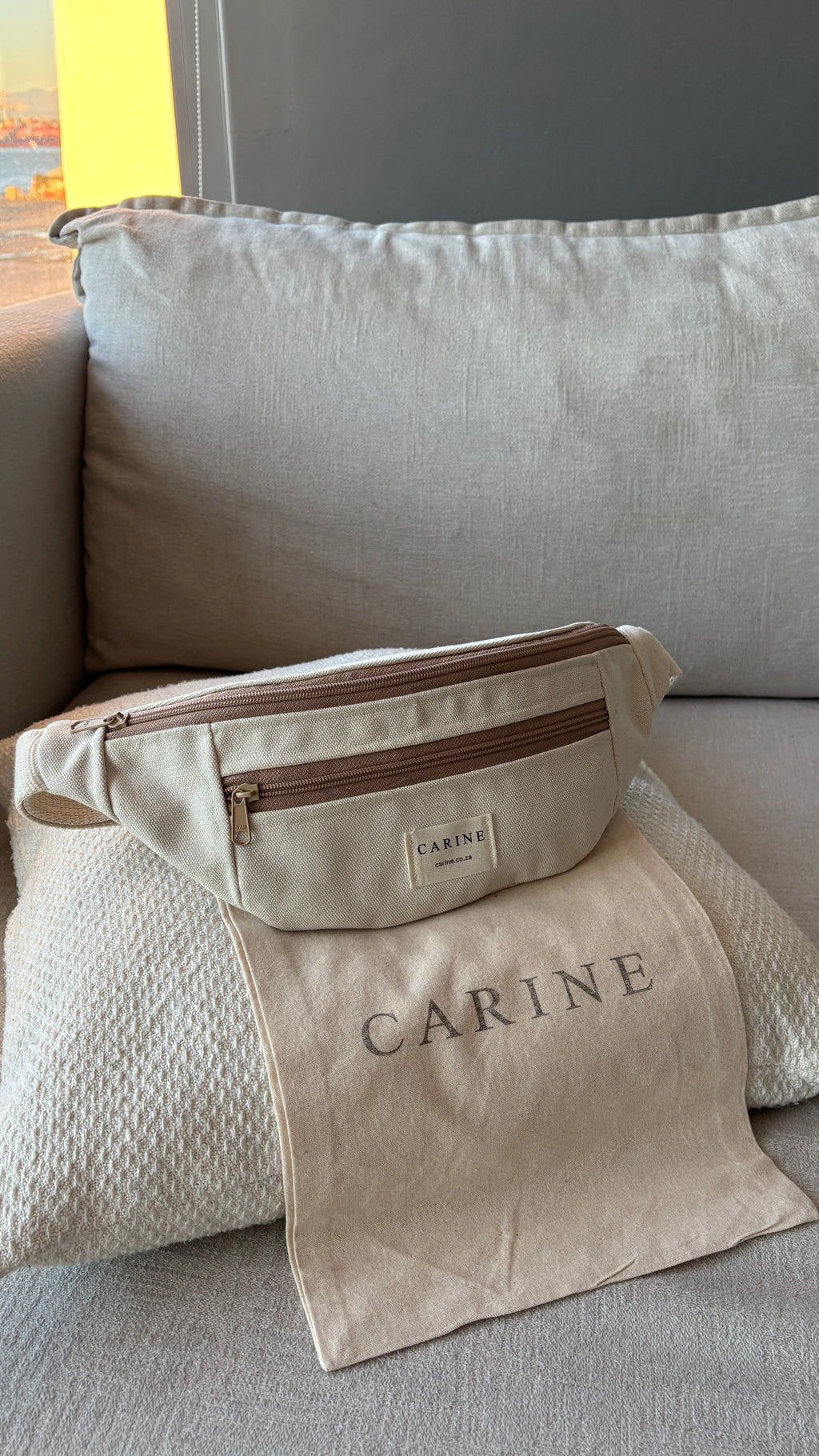 Canvas Moon Bag - Cream